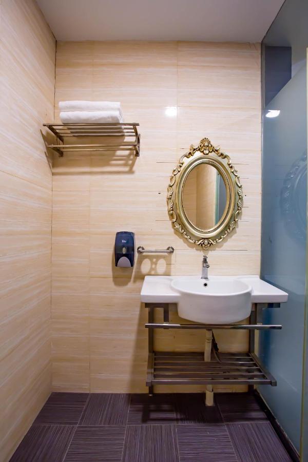 Beez Hotel Κουάλα Λουμπούρ Εξωτερικό φωτογραφία